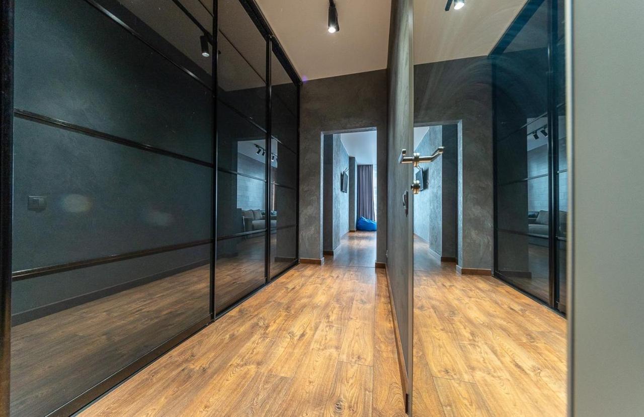 Luxury Apartments Smartplaza Obolon Metro Minskai Kijev Kültér fotó